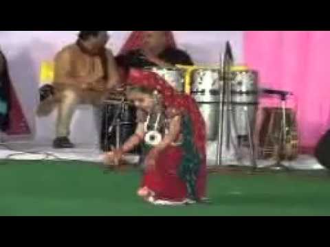 tuti baju band ri loom rajasthani song performed by mahek mody tuti baju band ri loom rajasthani song performed by mahek mody