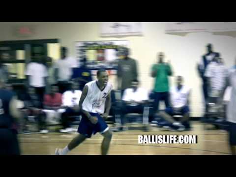 Malcolm Thomas Dominates The Paint @ Drew League