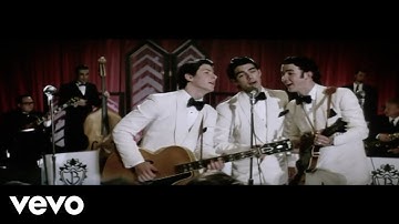 Jonas Brothers - Lovebug (Official Music Video)