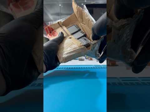 باورت نمیشه ۳ تا گوشی عتیقه داخل بسته چجوری اینا رو نگه داشته بازسازی تعمیر 73 و 