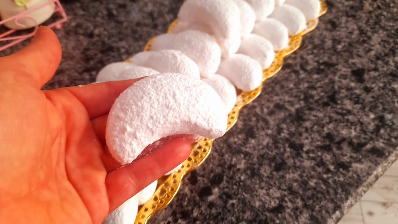 جبتلكم  حلوة  غير 2 مكونات  هليلات  الياورت  بحشو  بنين  صدقوني  غادي  ديري  بيها  سوكسي🇩🇿🇩🇿