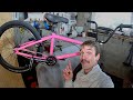 Je vous presente mon bmx de barbie  remontage aprs peinture 