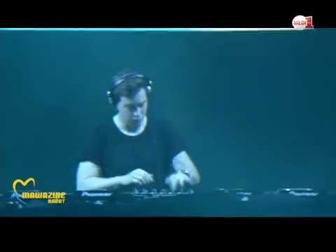 Hardwell dropping Abdel Kader (Cheb Khaled) at Mawazine Music Festival 2016