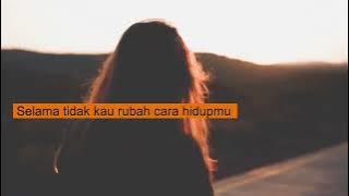 EGHA DE LATOYA - MENCARI ALASAN ( EXIST ) - LIVE ACOUSTIC | lirik