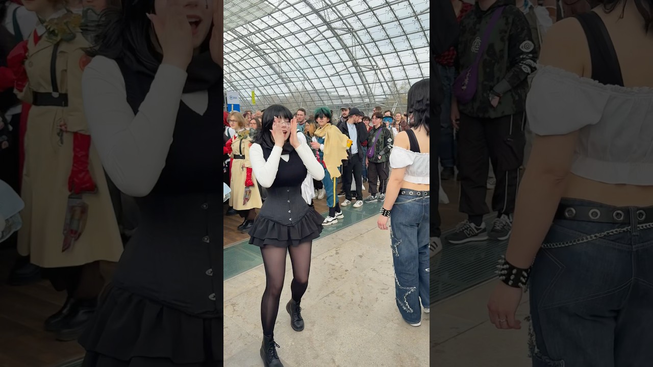 Why is everyone staring 🫩 #cosplay