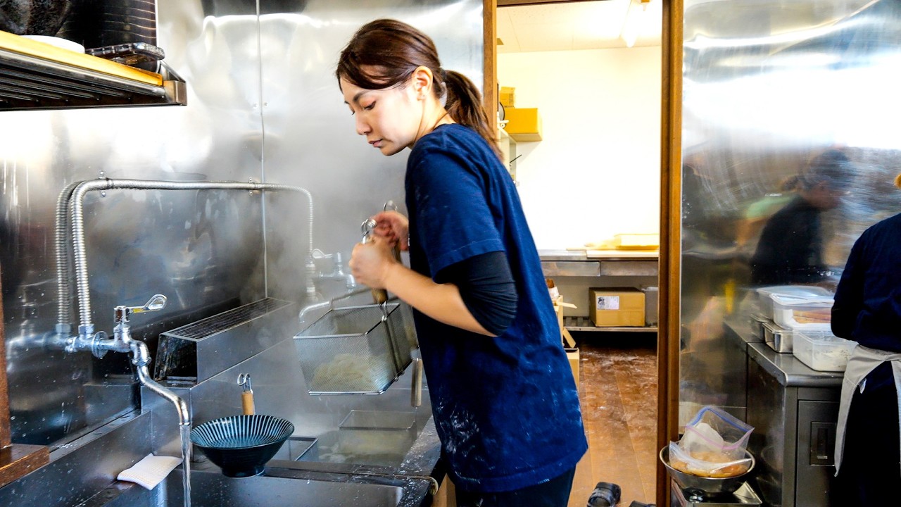 Sanuki Udon Made by a Beautiful Mom of Four! Handmade Udon Shop