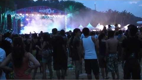 ZoukOut 2010 .03 *101211