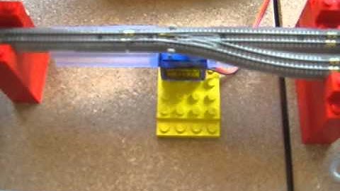 T Gauge Turnout Operation Using A Servo.wmv