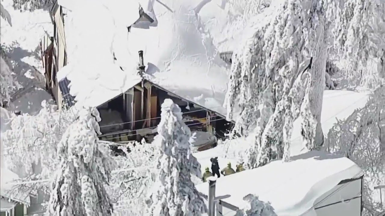 Snow emergency declared in Southern California