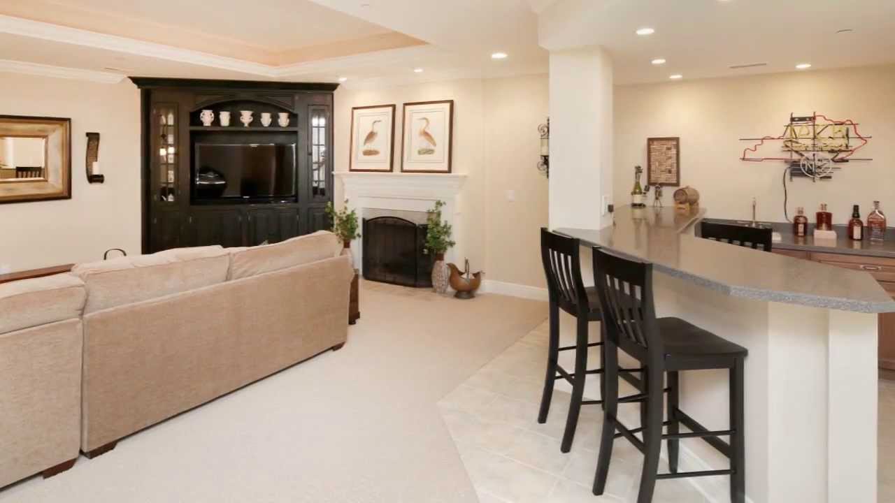 Monschein Team - 17 Upper Conway 63017 - For Sale