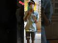 Người cha bỏ hết lòng tự tôn để xin cơm về cho con 😭 | #shorts