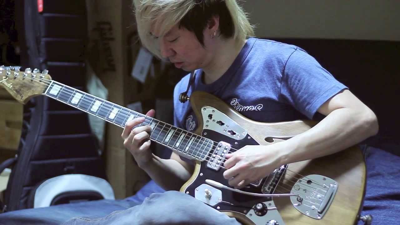 Sleepwalk (cover) on a semihollow Jaguar YouTube