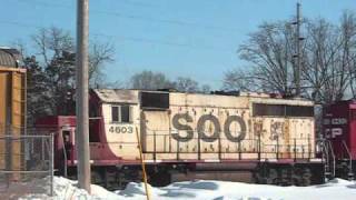 Must See! Soo Line GP40 and SD60 in Winona MN! Railfanning the CP River Sub December 2010.