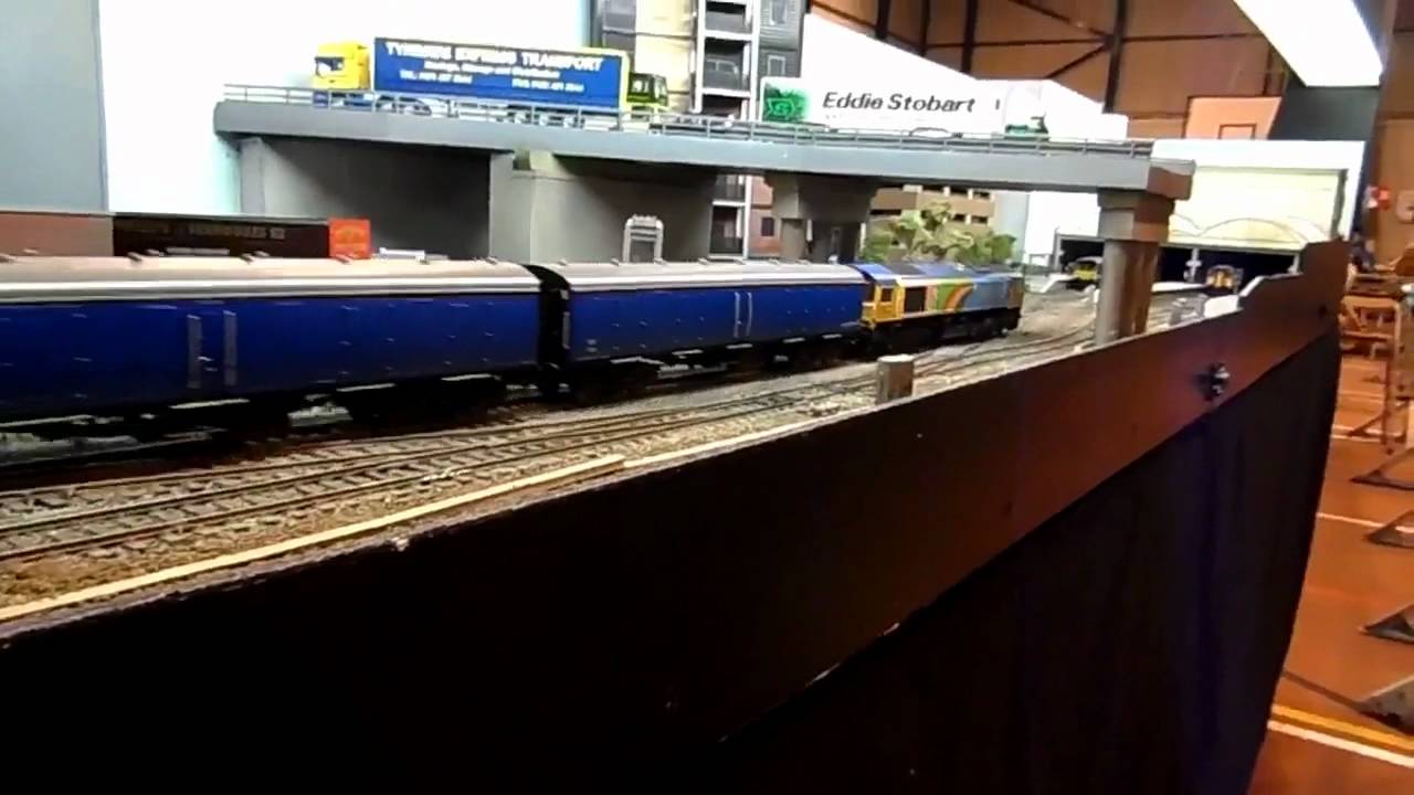Bachmann class 66 GBRF *CHILD Livery* DCC Sound on New Bryford