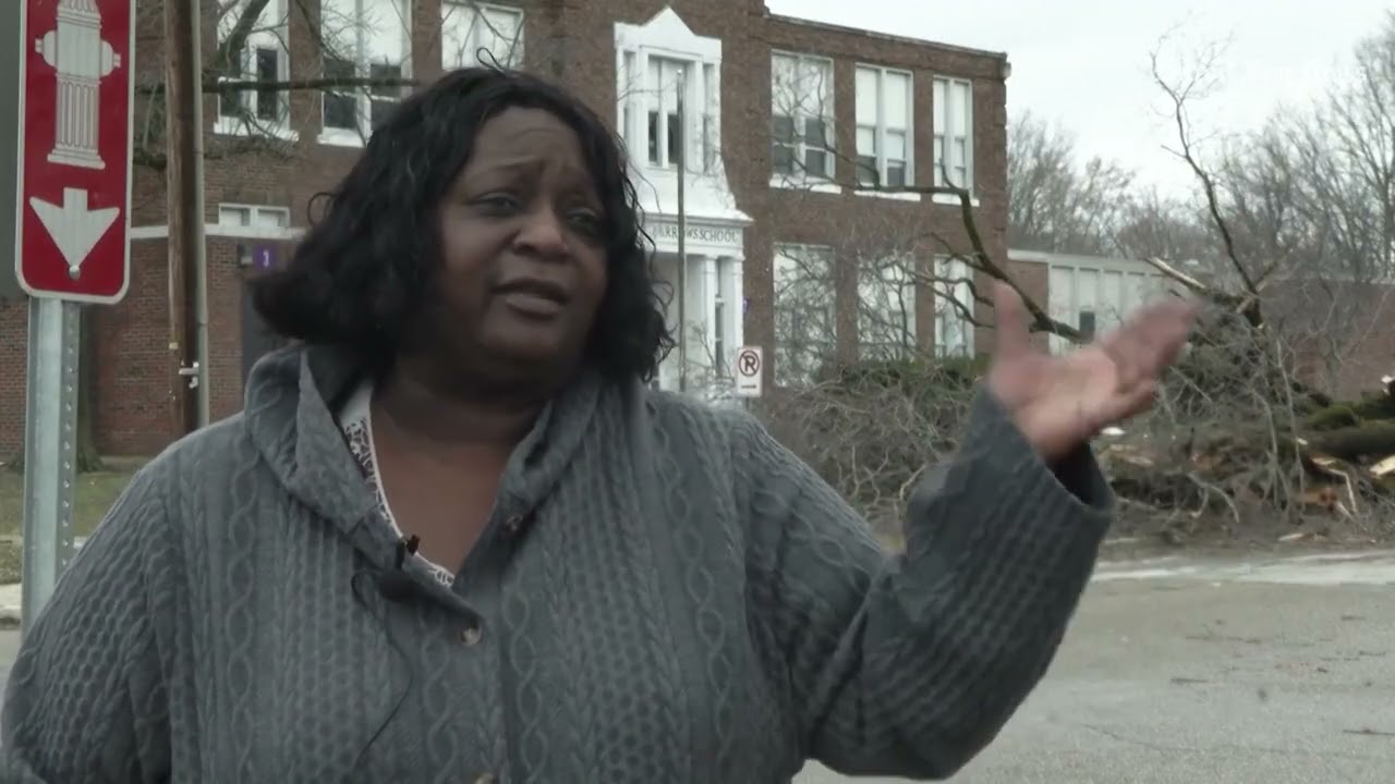 Tornadoes devastate southern Michigan, leaving eight dead and major damage