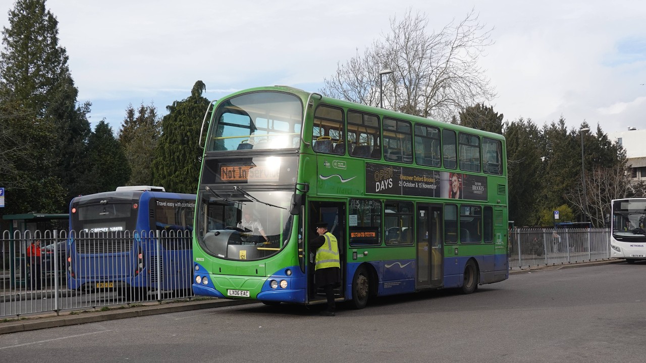 Thames Travel (on loan to Metrobus) 80933 LX06EAC | Volvo B7TL 6spd | route 273