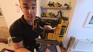 FAKE  DeWalt 18 GA Battery Nail Gun