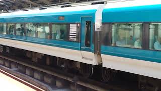 E257系2000番台オオNA-07編成横浜駅発車