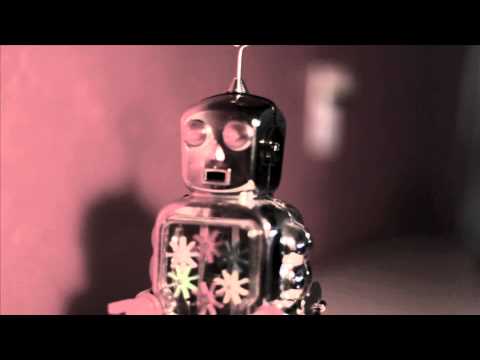 YouTube에서 My Lost Robot (Synthetic Model) Official Video 보기