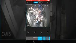 CCTV A Thief Got A Bag When This Woman Have A Dinner