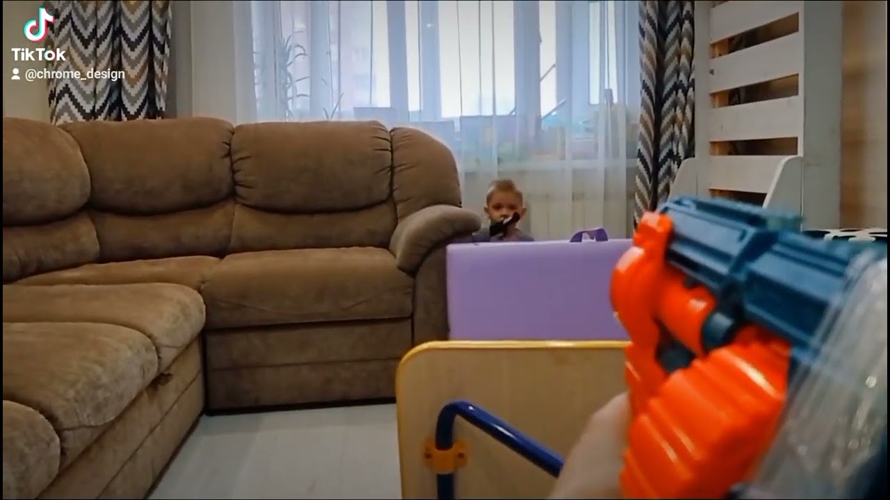 Играем в войнушку, бластер нерф в деле.