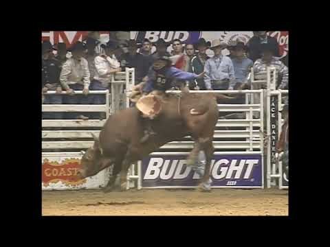 Clint Green Vs Pounder 00 PBR Ft Worth 88 Pts 