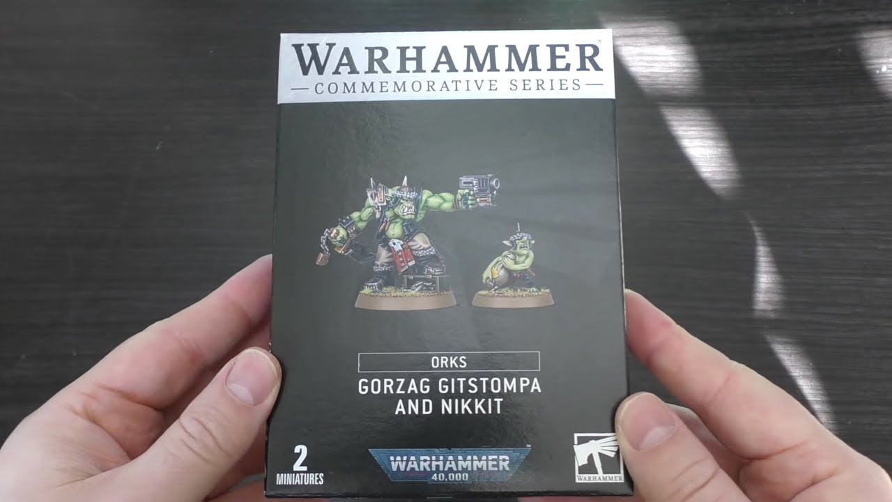 Games Workshop Warhammer 40K – Orks – Gorzag Gitstompa & Nikkit (Gedenk-Serie) – 8-teiliges Kunststoff-Set Mit Sockeln Games Workshop Warhammer 40K – Orks – Gorzag Gitstompa & Nikkit (Gedenk-Serie) – 8-teiliges Kunststoff-Set Mit Sockeln