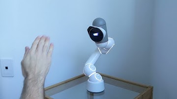 Clic robot dancing
