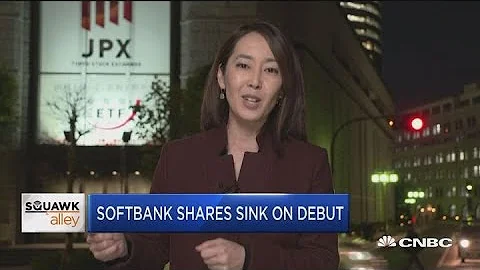 Softbank shares sink on debut - DayDayNews