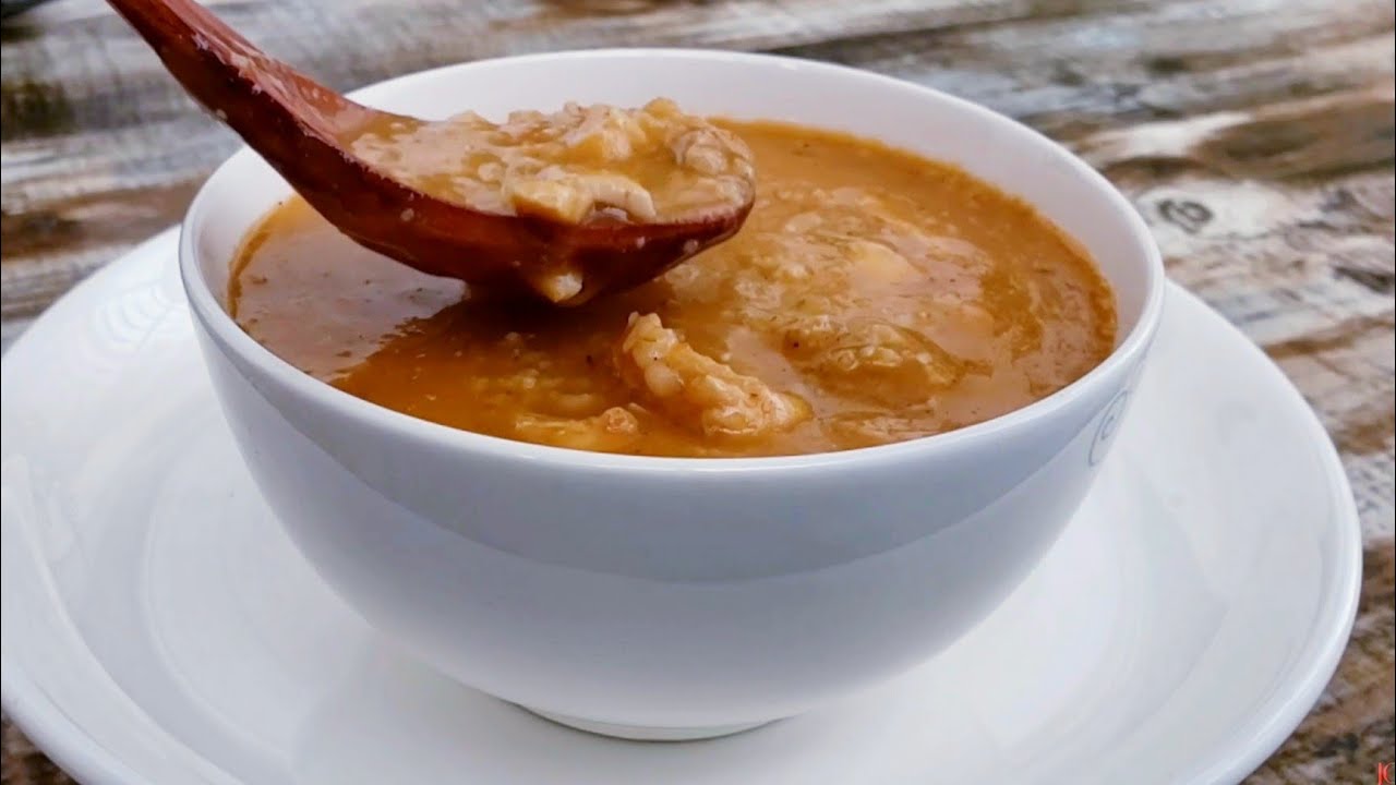 شوربةشوفان بالدجاج كمية لذاذة لا توصف جربوها بتعتمدوها😋