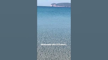 Thumbnail of menomale che c'è il mare...