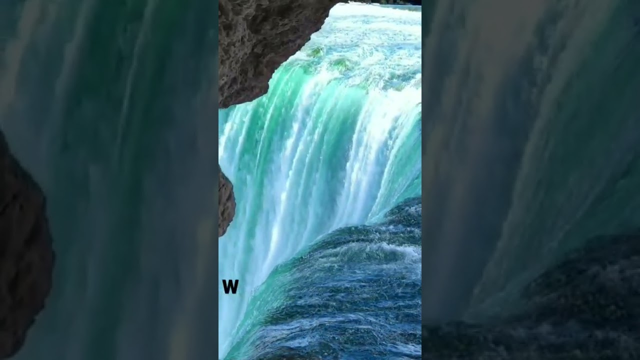 Impresionante cascada con sonidos naturales. Stunning waterfall with natural sounds