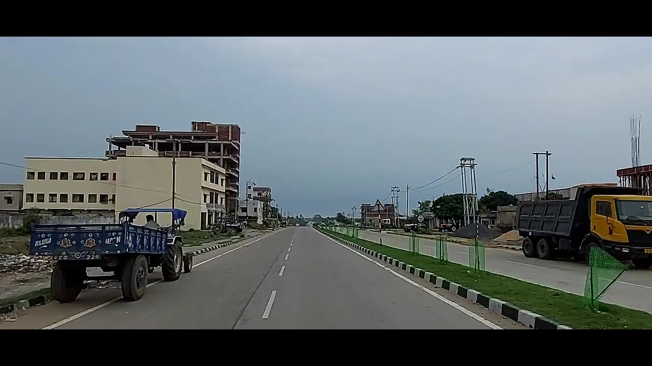 Driving in Bokaro Steel City (NH 18) : From Talgoria Mode (Chas)