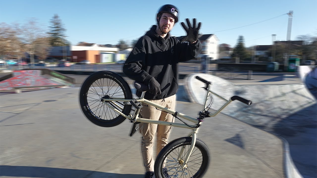 5 TRICKS EN BMX POUR DÉBUTANT ! (Partie 3)