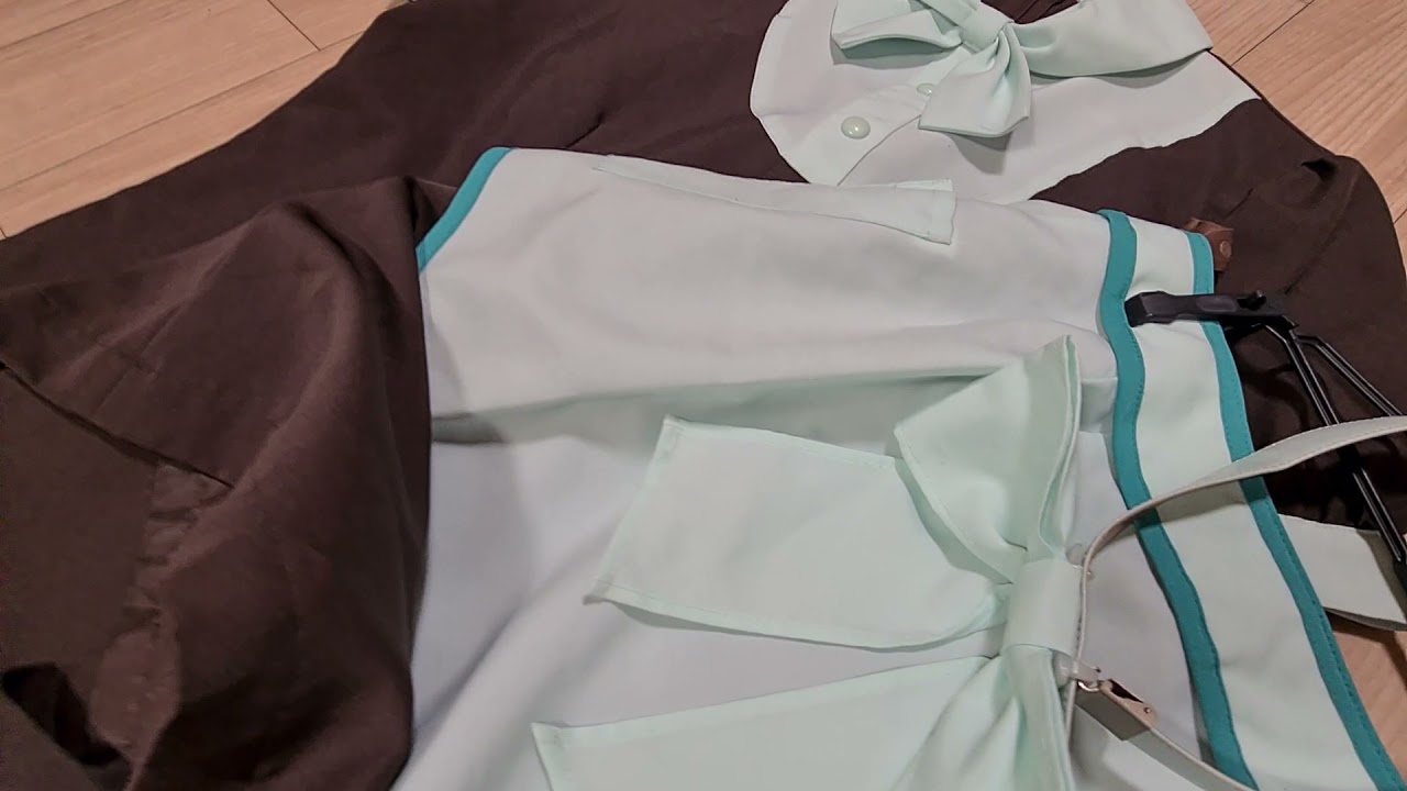 デニーズ 旧制服 下