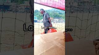 Lagu baru suporter bola