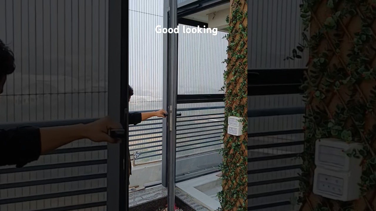 Aluminium  glass door 