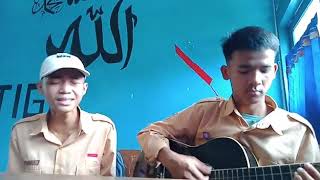 Download lagu Aku sunggu masih sayang padamu 🤗🤗😍😢 like and subscribe guys ini temennkuu suara nya bagusss gusy