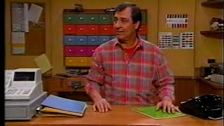 Sesame Street  Luis Loses His Glasses