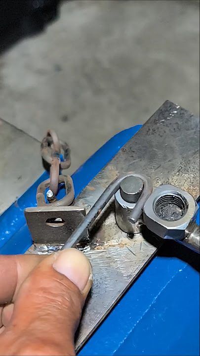 make chains out of scrap metal#bending #homemade #fypシ゚viral