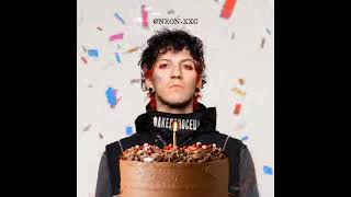 HAPPY BIRTHDAY JOSHY (video credits to @neon-xxc) #twentyonepilots #joshdun #tylerjoseph #21pilots