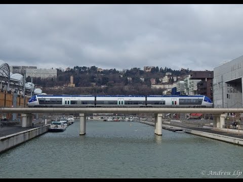 [HD] Trains en gare de Lyon-Perrache et alentours