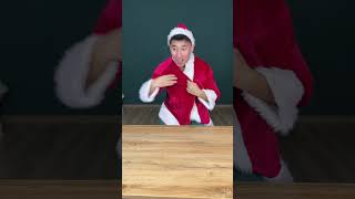 Never touch Santa’s clothes 😭🎅