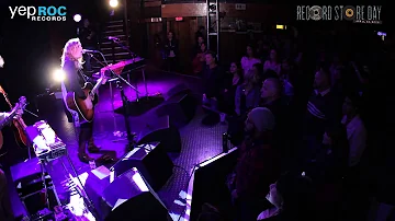 Tift Merritt- "Traveling Alone" Live at the Troubadour Record Store Day Release