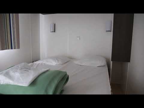 Video-thumbnail van Camping L