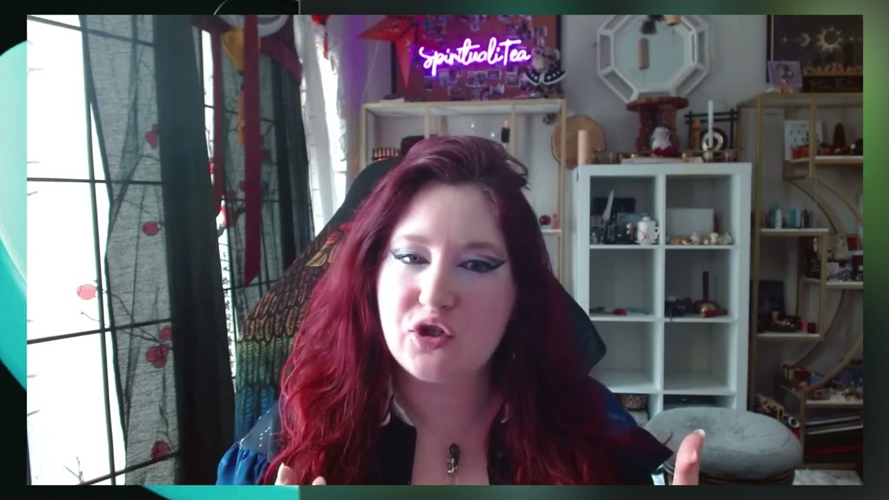 Why the Best Psychic Readings Come From Detachment 🔮 | Spiritualitea Short