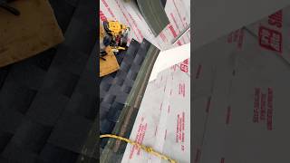 Valley to skylight Tie In #roofing #ytshorts #asmaisbeautiful #roofing #trades #carpenter #harness