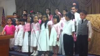 Video thumbnail of "Coro de Niños de PIB - Dia de las Madres (Aprecia el Momento)"