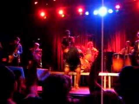 jones vs santos Sharon Jones Sells Out First Ave Minneapolis Part 3