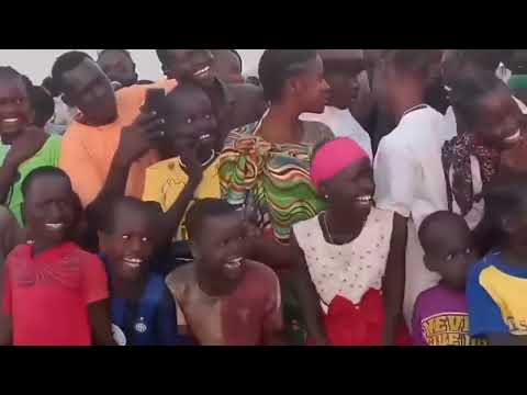 LUMDÄ ME NEN MOO BY NHIAL LADEM